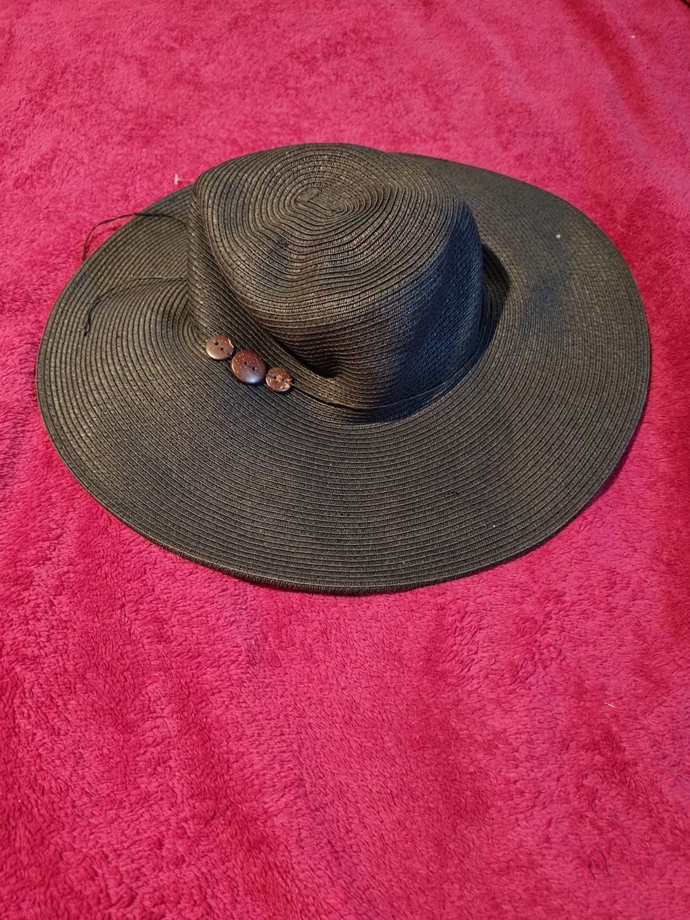 Black Wide-Brim Straw Sun Hat with Button Accent